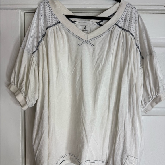 FP MOVEMENT Field Tee - Picture 2 of 4